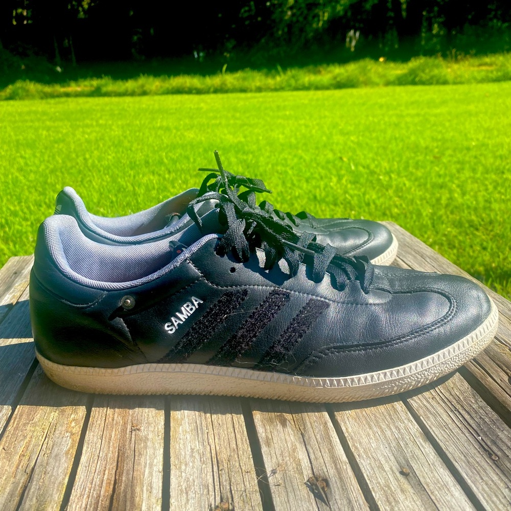Adidas’s Mens Samba. Black on black. Size 11